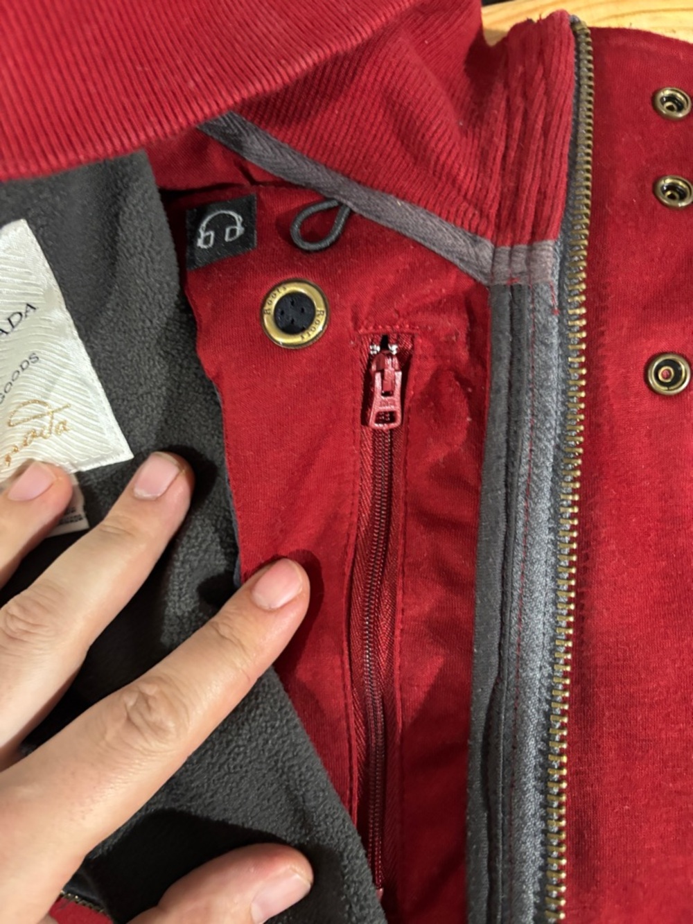 Roots Team Canada Red Zip Sweater with Gray Trim - Picture 4 of 9